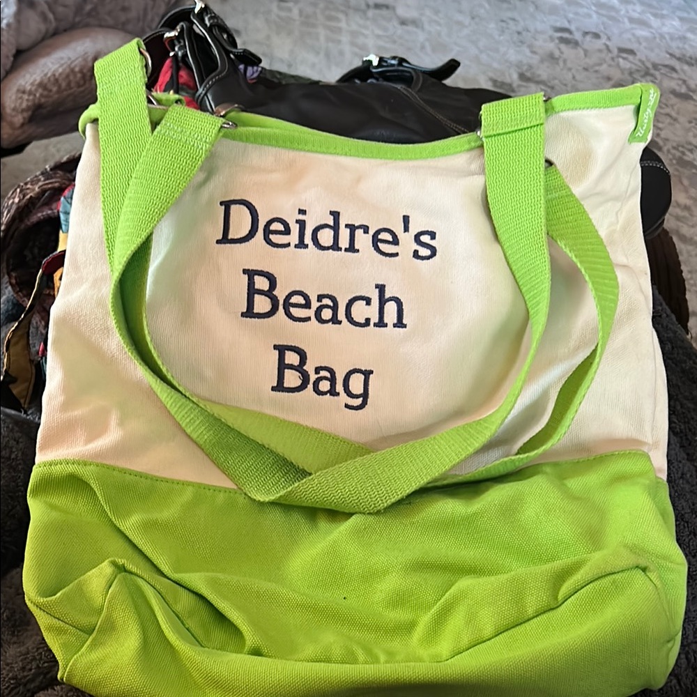 Thirty-One Green and Cream Beach Tote